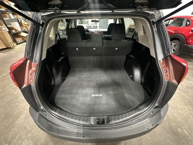 Used 2013 Gray Toyota XLE image 26