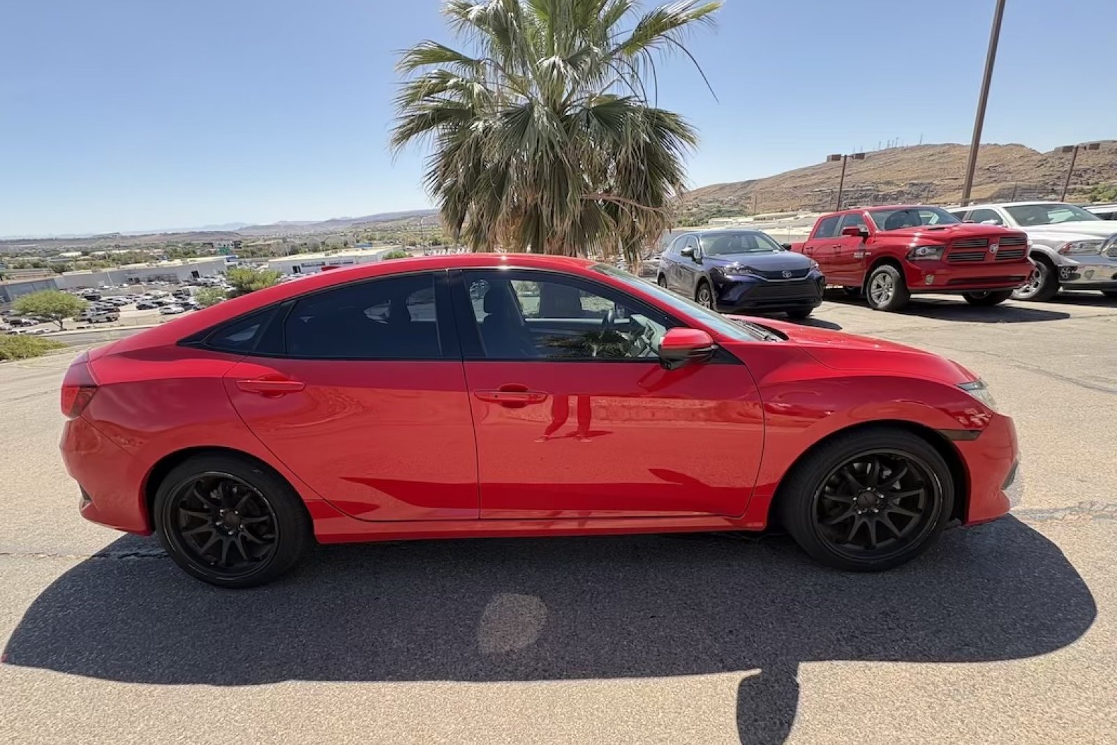 Used 2016 Rallye Red Honda EX-T image 7