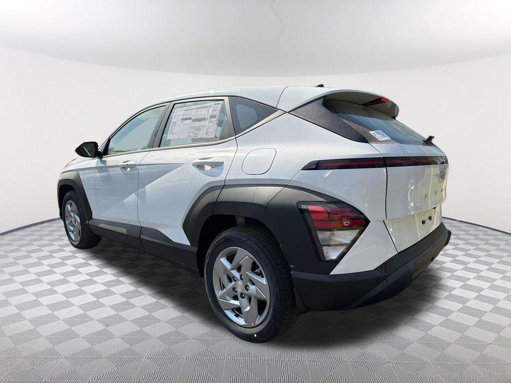 New 2026 White Hyundai SE FWD image 7