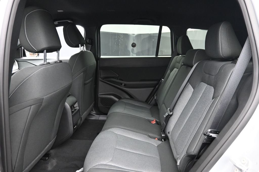 New 2026 Silver Zynith Clearcoat Jeep Laredo image 10