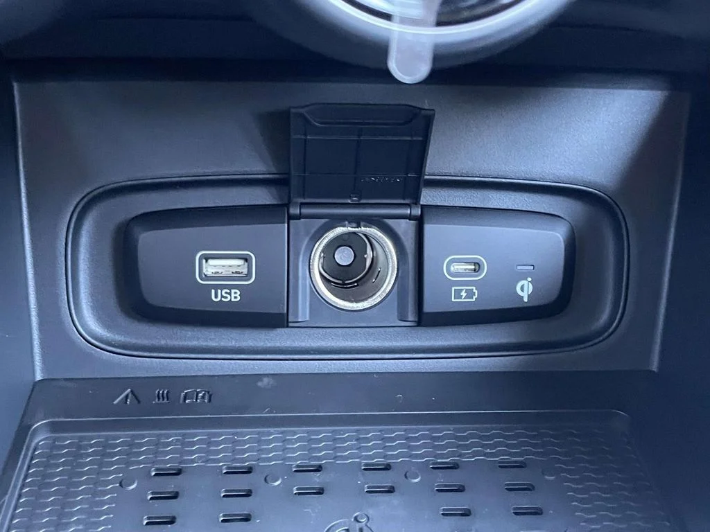 New 2026 Black Hyundai SEL image 29