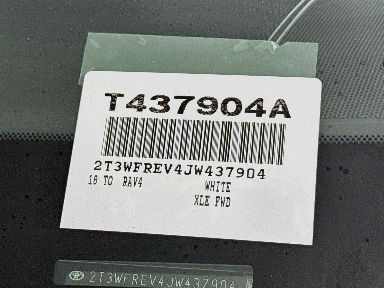 Used 2018 Super White Toyota XLE image 45