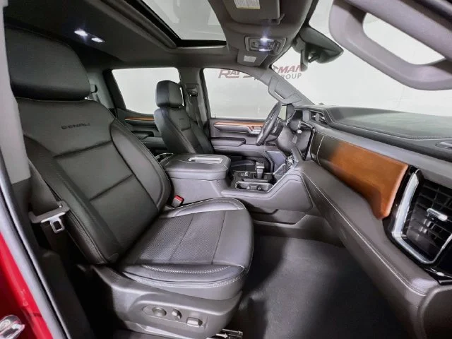 Used 2022 Red GMC Denali image 42