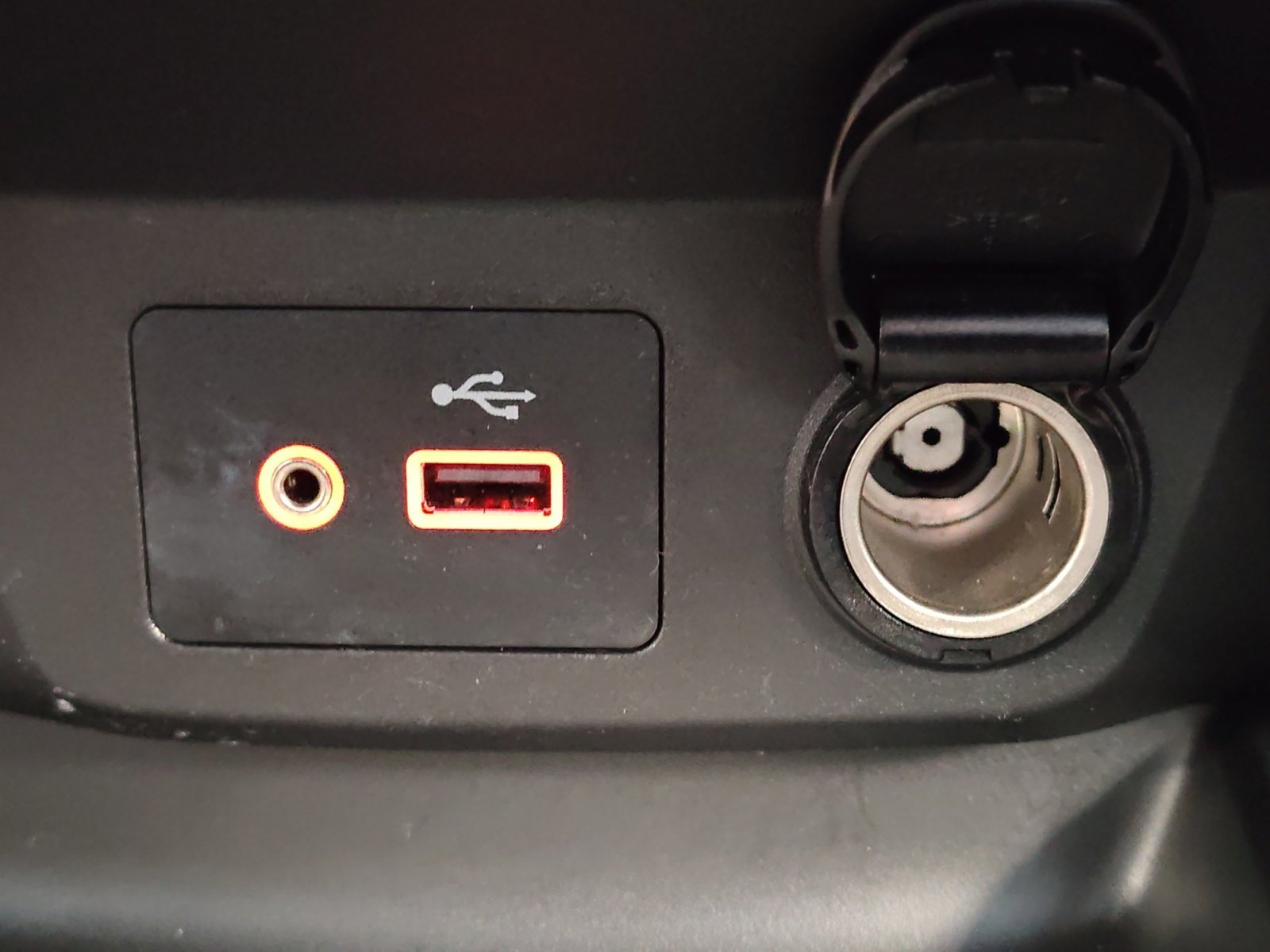Used 2019 Gun Metallic Nissan S image 20