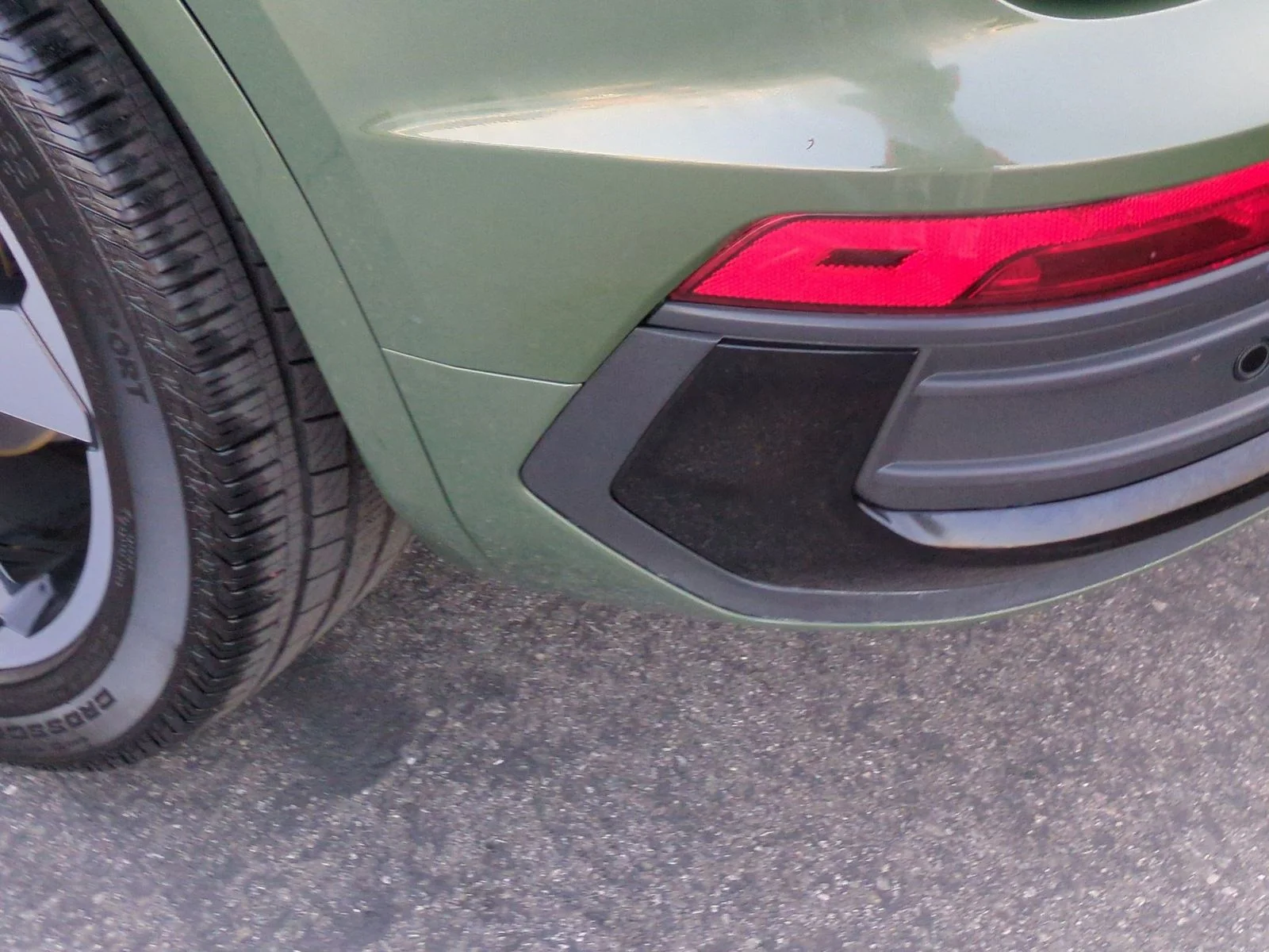 Used 2023 Green Audi 45 S line Premium image 16