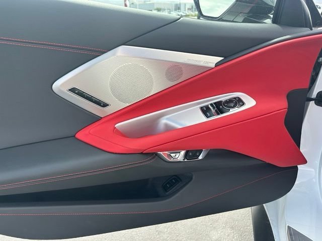 2022 Chevrolet Corvette 2LT - Photo 18