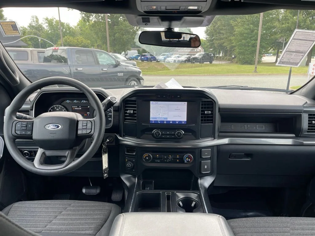 Used 2023 White Ford XL image 11