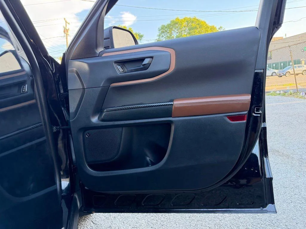 Used 2023 Black Ford Outer Banks image 13