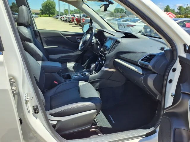 Used 2023 White Subaru Limited image 19