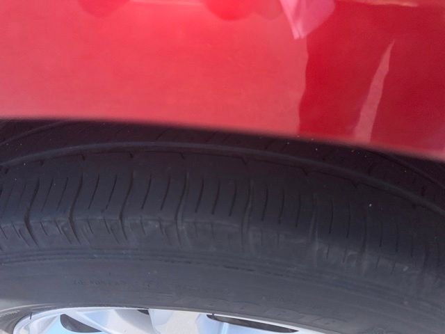 Used 2019 Red Ford SEL image 4