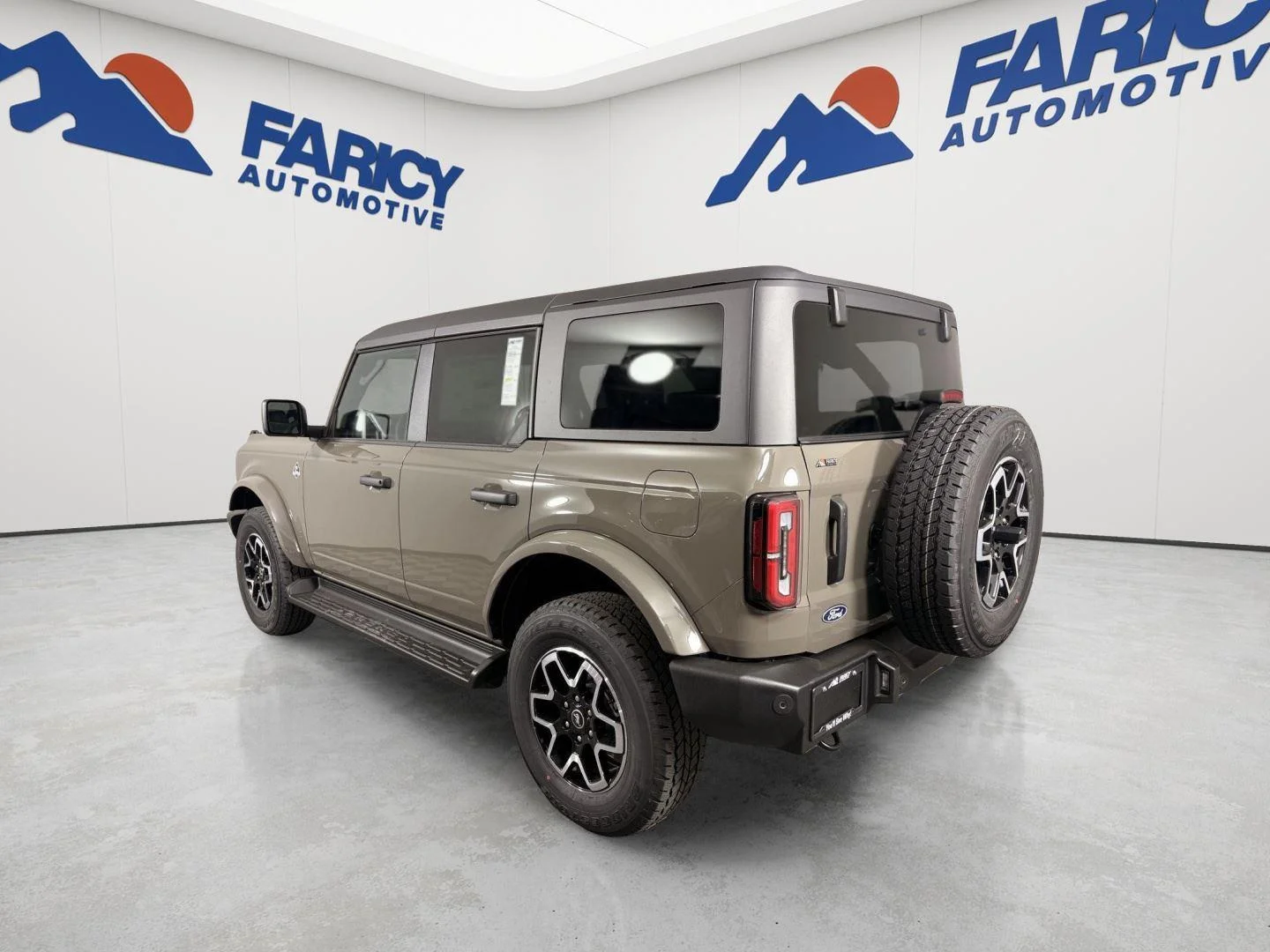 Used 2026 Marsh Gray Ford Outer Banks image 3