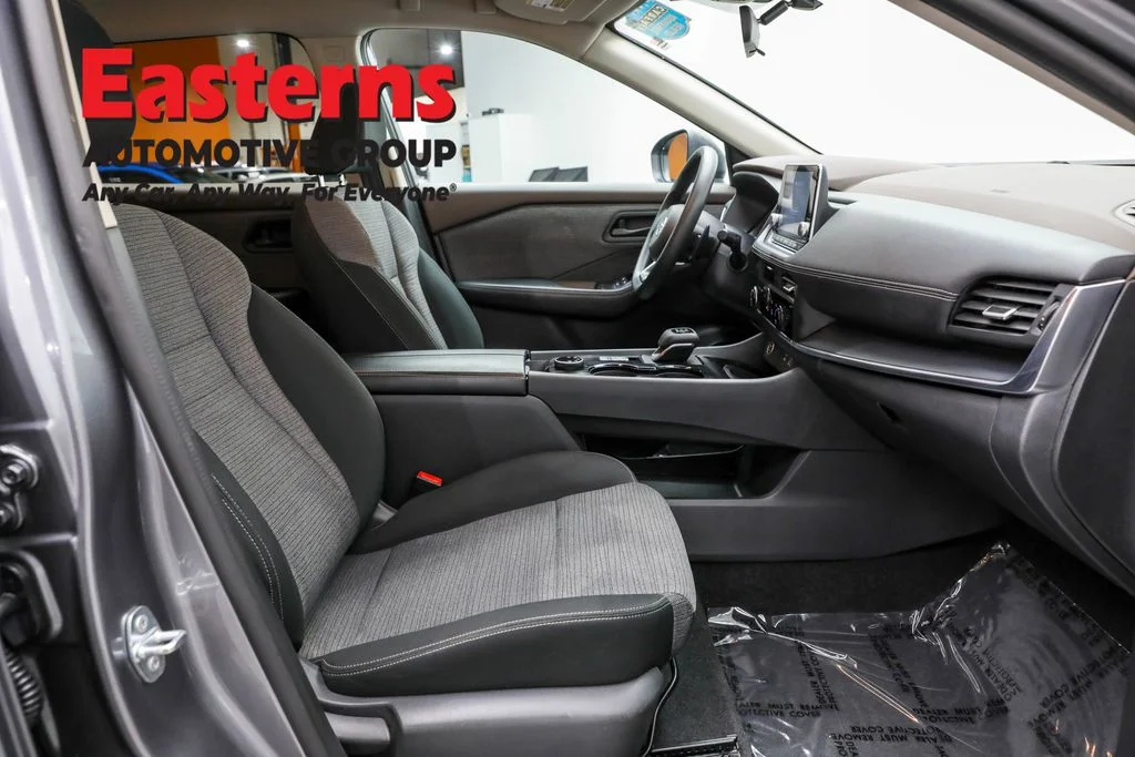 Used 2021 Gray Nissan S image 24