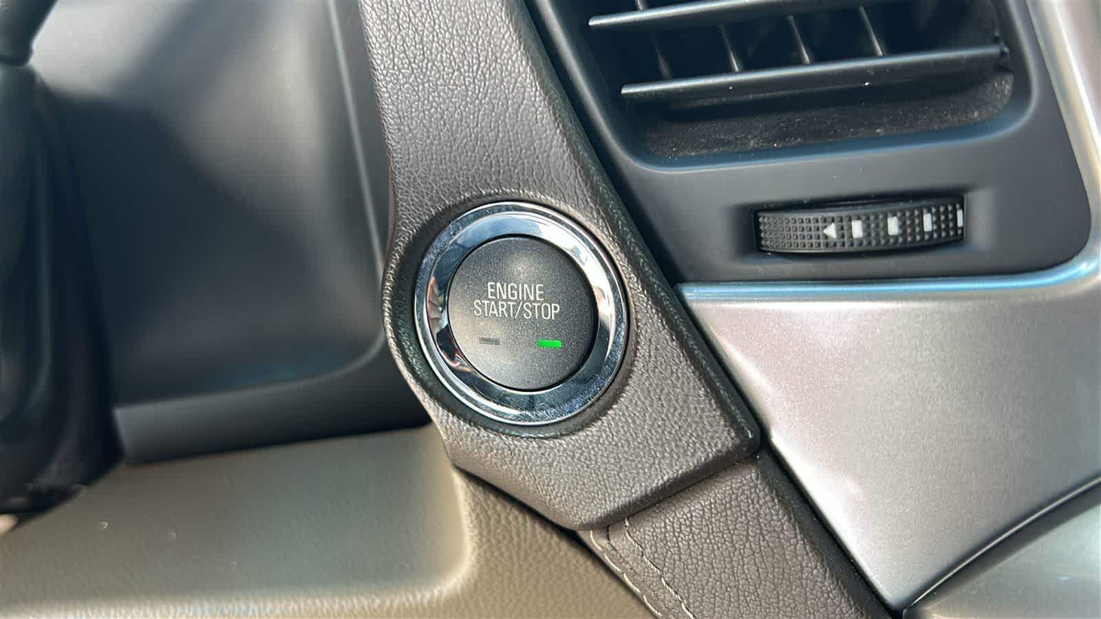 2020 Chevrolet Suburban Premier - Photo 17