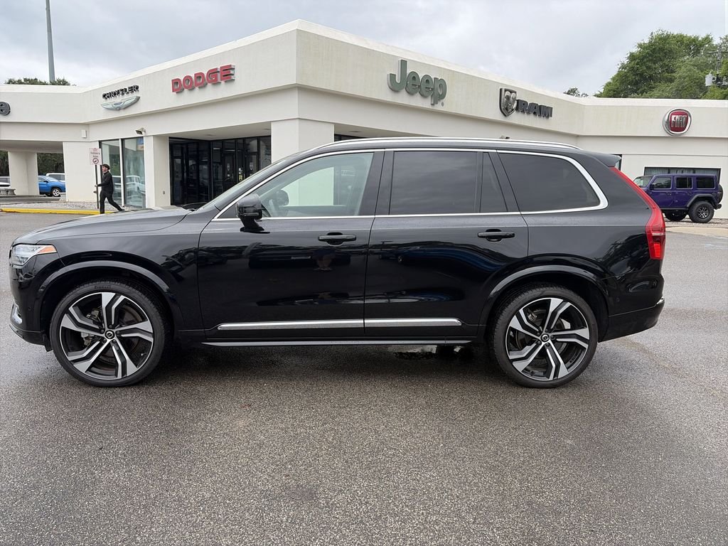 Used 2024 Black Volvo Ultimate image 3