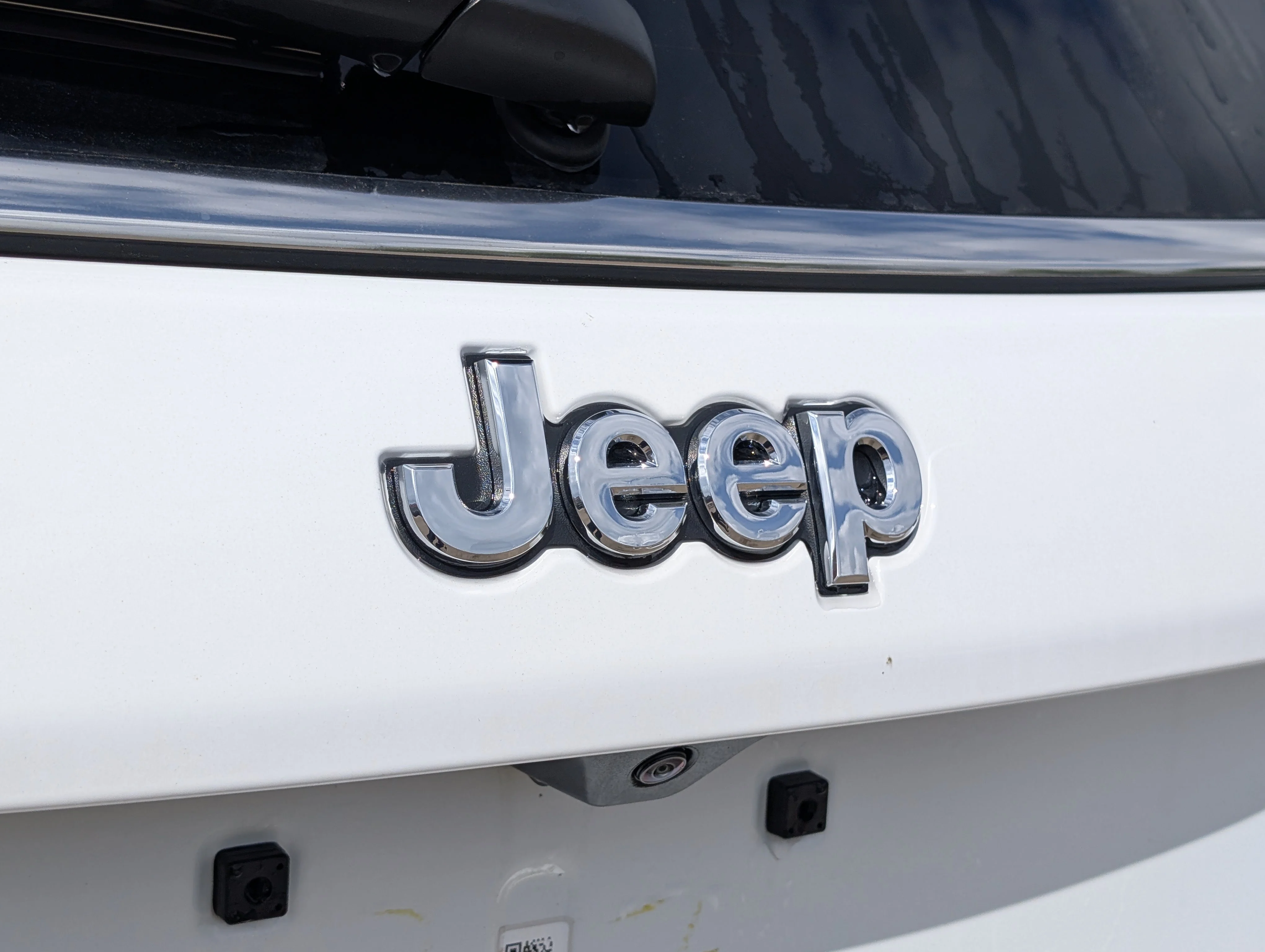 New 2026 Bright White Jeep North image 15