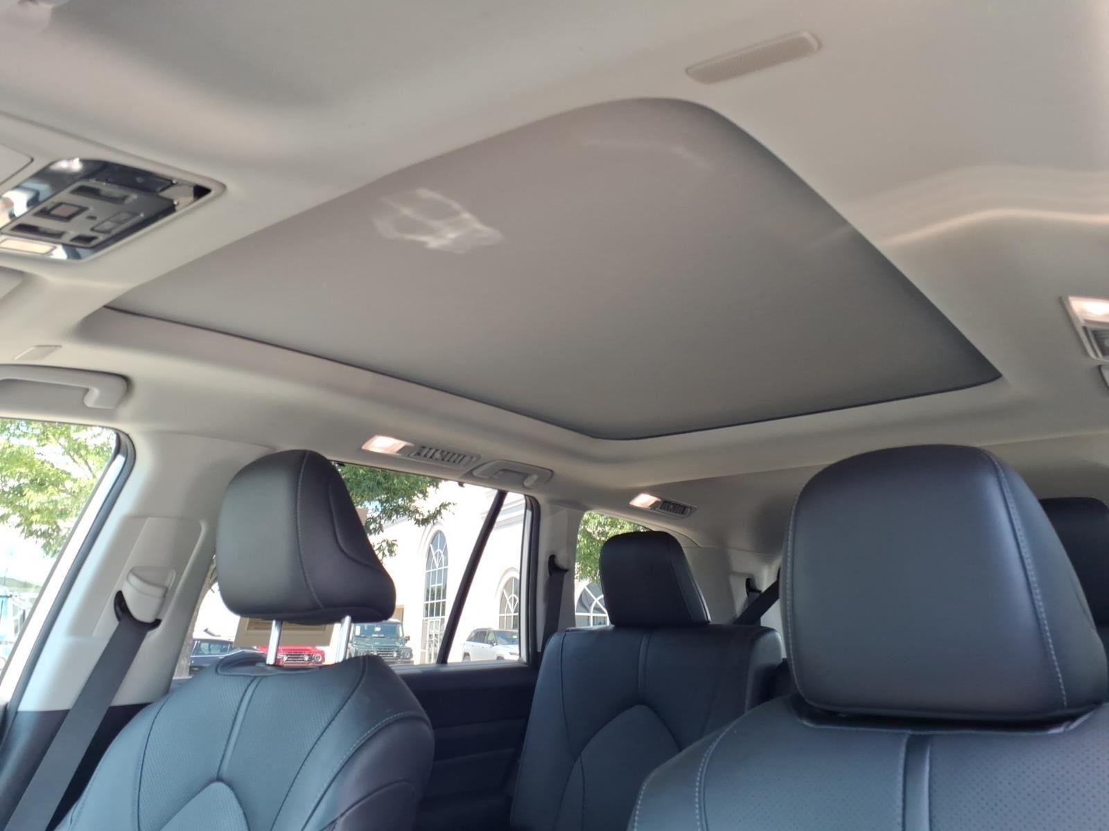 Used 2024 Wind Chill Pearl Toyota Limited image 6