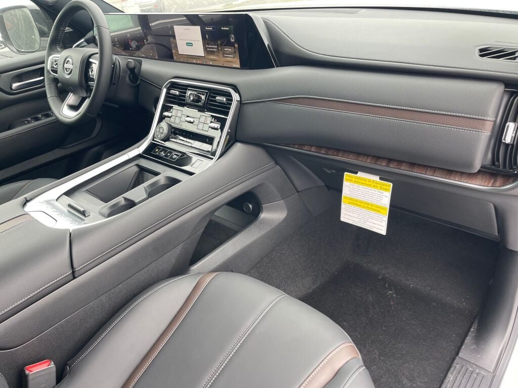 New 2026 Aspen White Tricoat Nissan SL image 17
