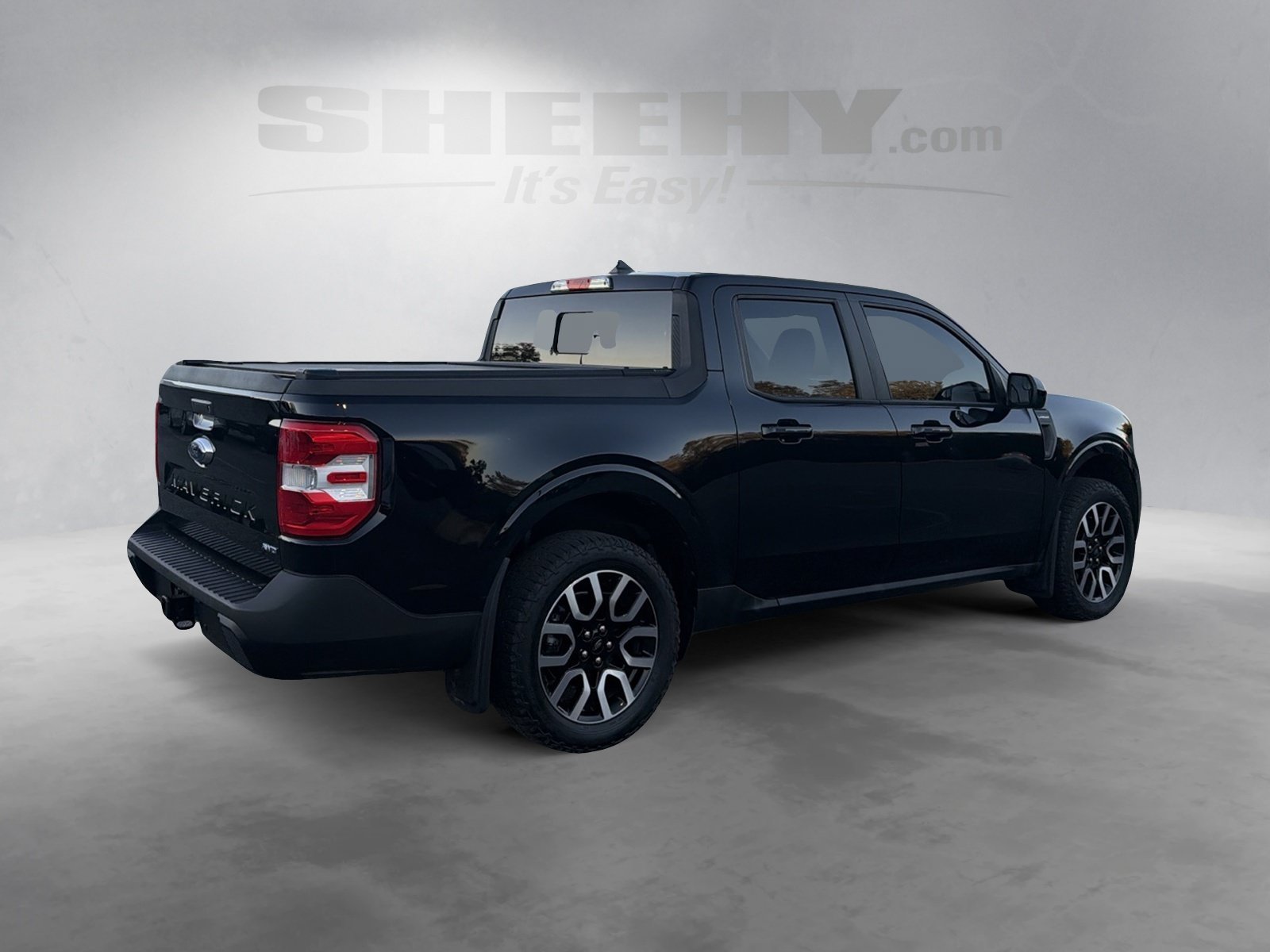 Used 2022 Black Ford Lariat image 8