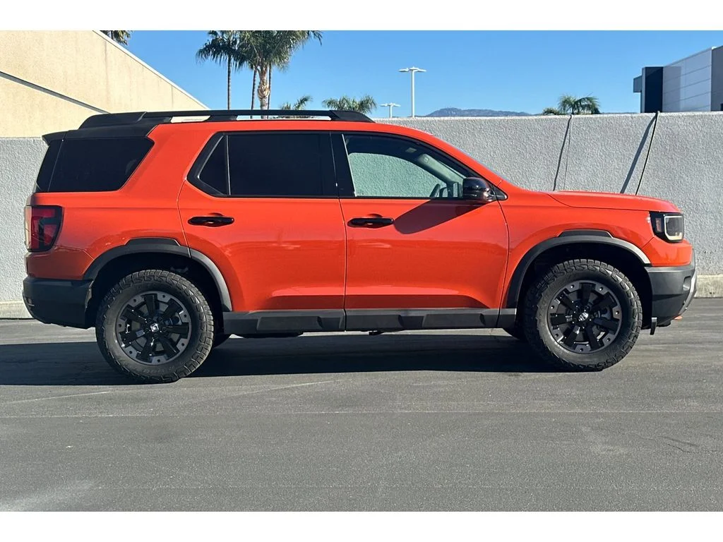 New 2026 Sunset Orange Honda TrailSport Elite image 3