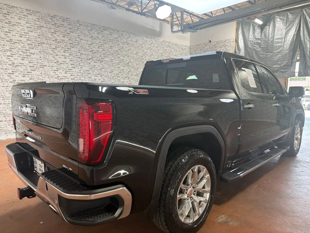 Used 2019 Onyx Black GMC SLT image 7