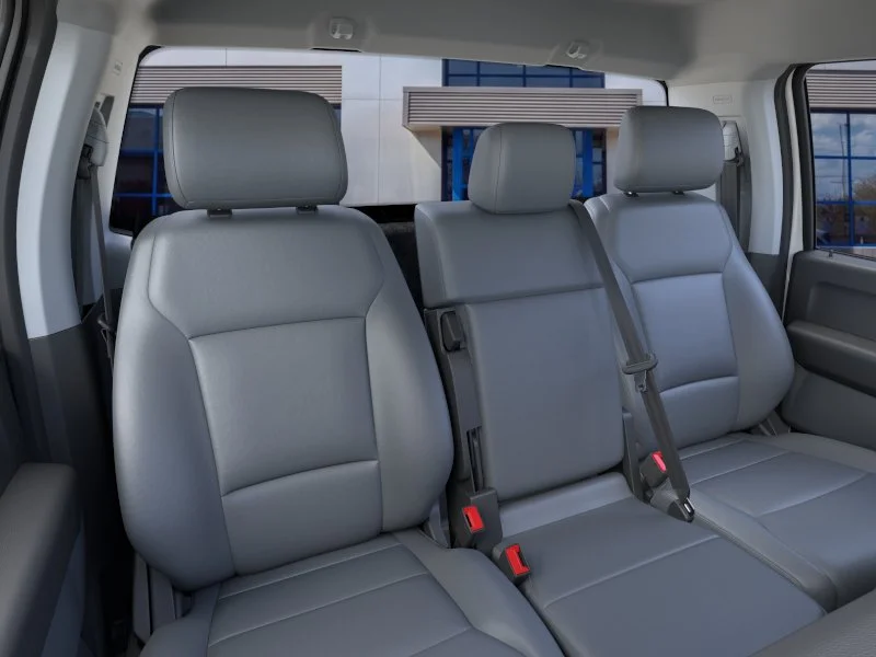 New 2025 Oxford White Ford F-550® XL image 27