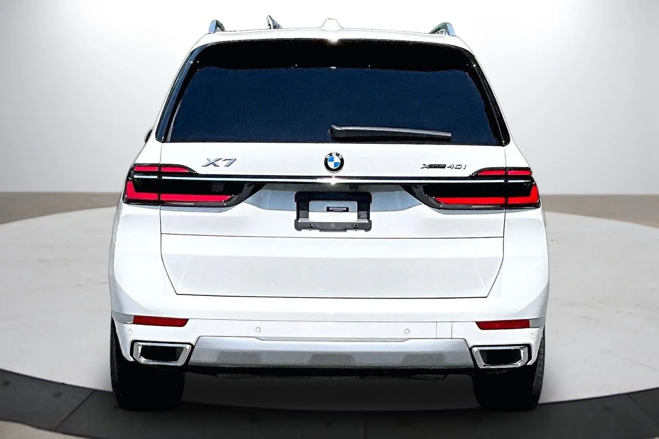 Certified Used 2023 White BMW xDrive40i image 7