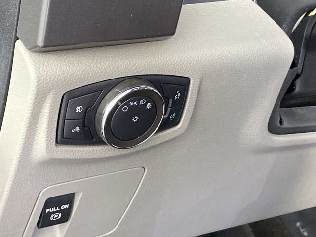 Used 2020 Black Ford XLT image 16