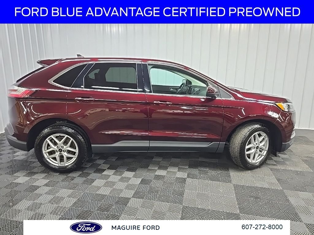 Used 2023 Burgundy Ford SEL image 3