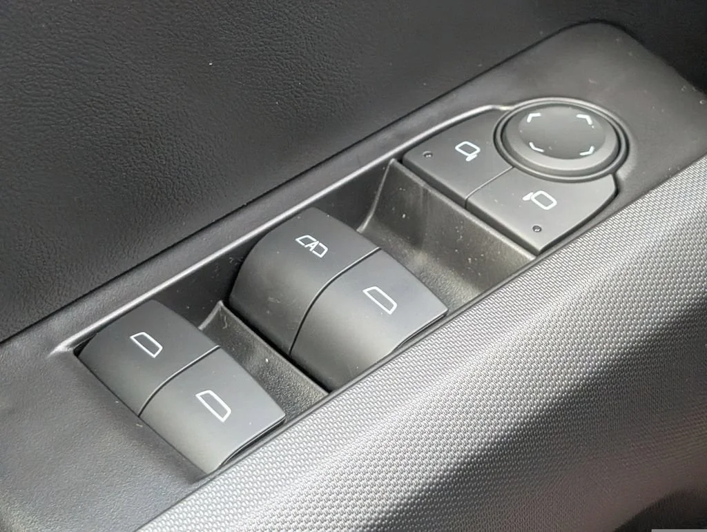 2026 Chevrolet Colorado LT - Photo 20