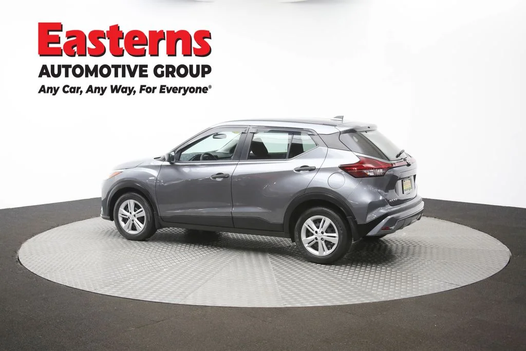 Used 2022 Silver Ford SE image 62