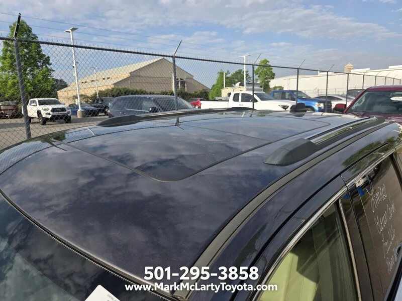 Used 2020 Crystal Metallic JEEP LIMITED image 3