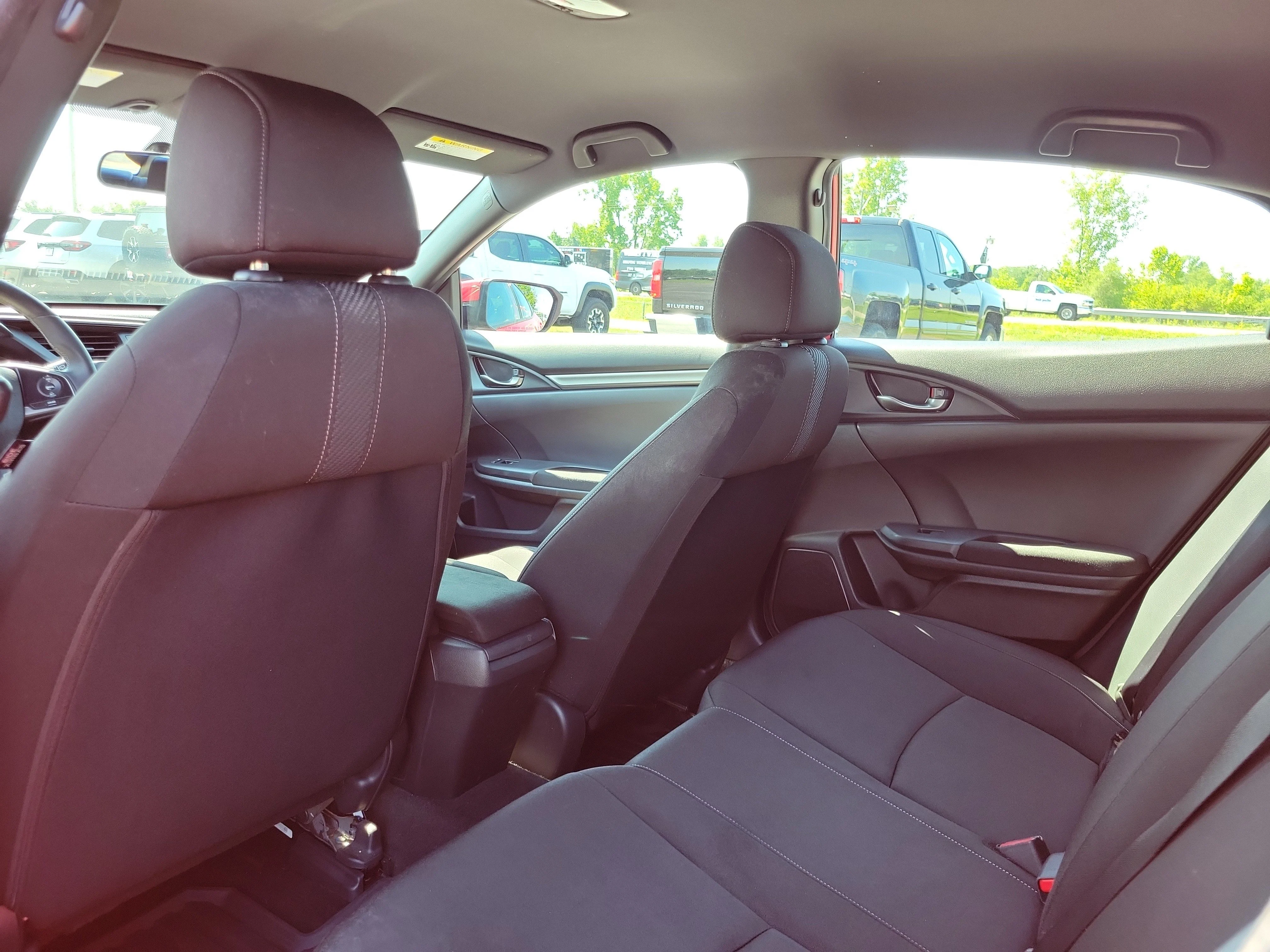 Used 2017 Rallye Red Honda Sport image 14