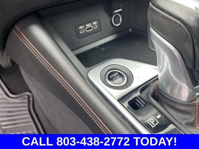 Used 2021 White Nissan SR image 25