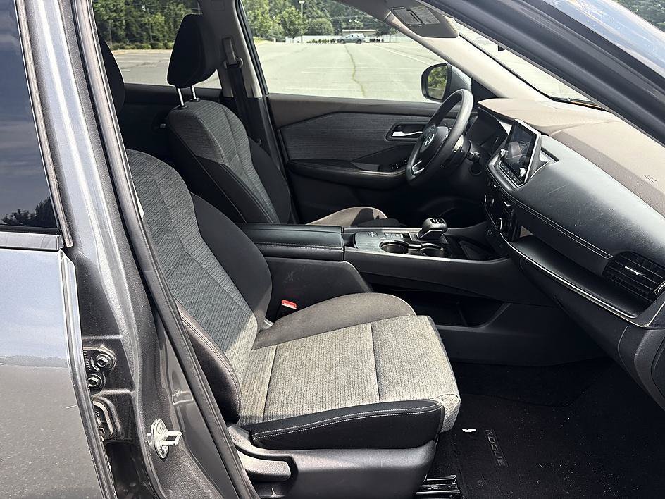 Used 2021 Gun Metallic Nissan SV image 19