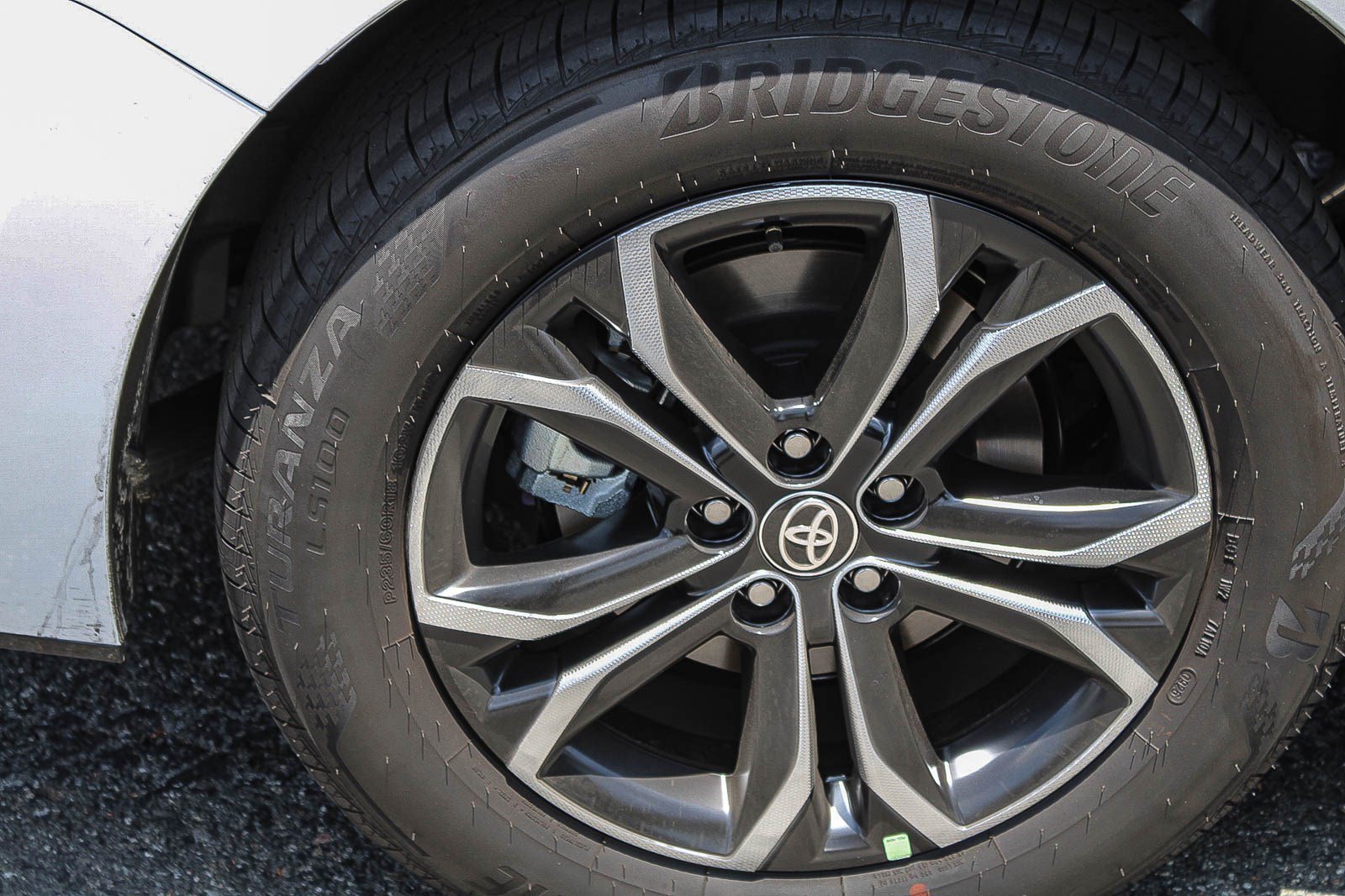 Certified Used 2026 Wind Chill Pearl Toyota Platinum image 33