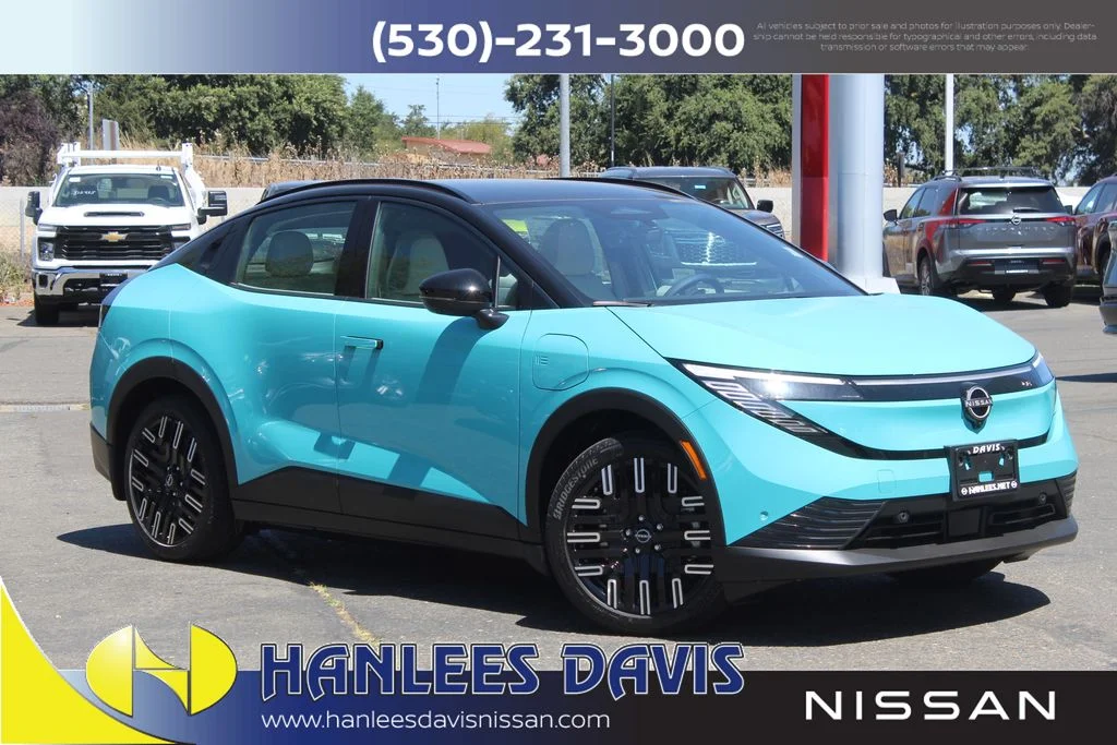 New 2026 Seabreeze Blue Pearl / Super Black Two-tone Nissan Platinum+ image 1