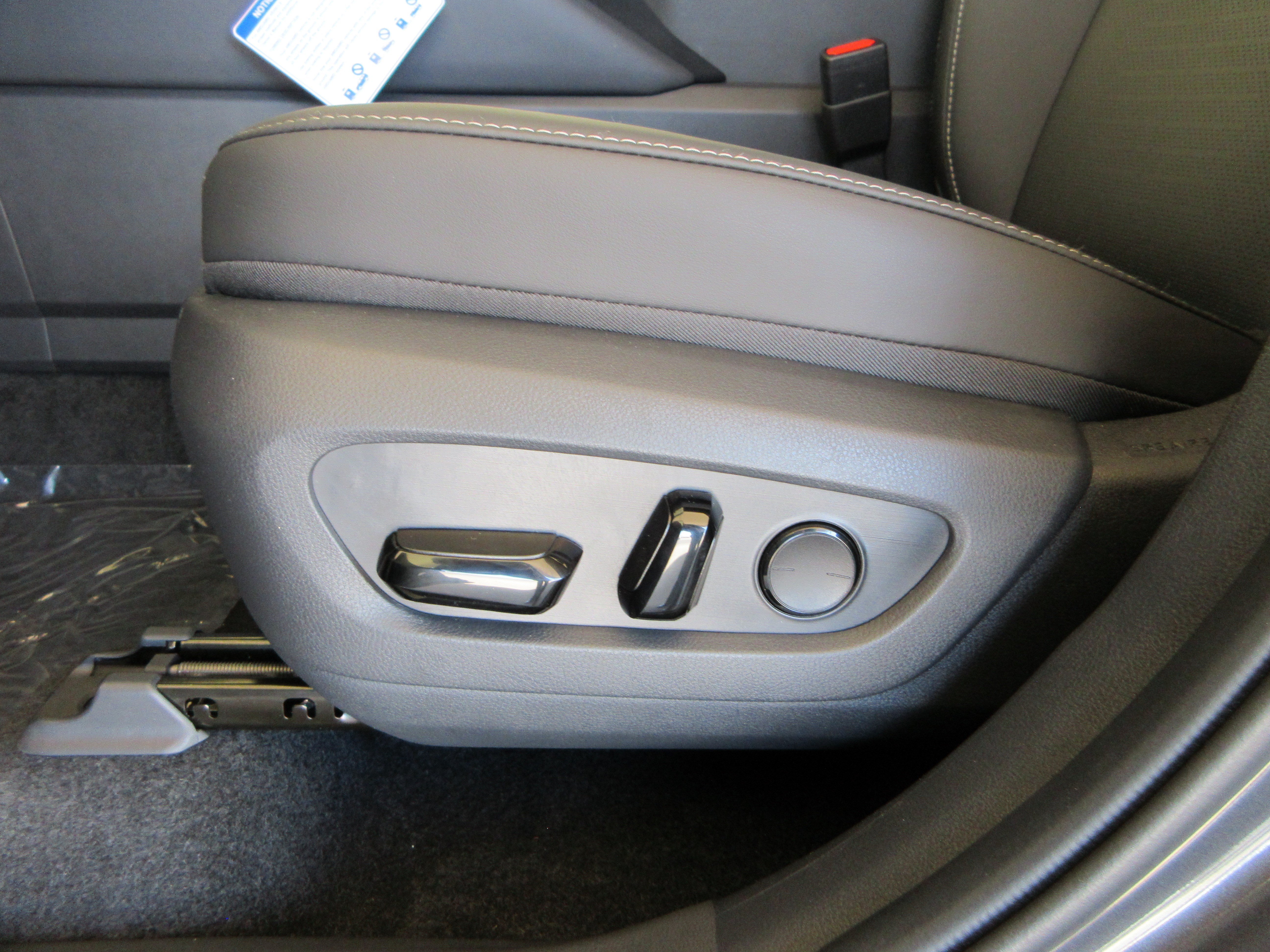 New 2026 Cloudburst Gray Lexus PREMIUM AWD image 33