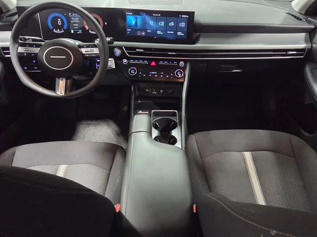 Used 2024 Gray Hyundai SEL image 8