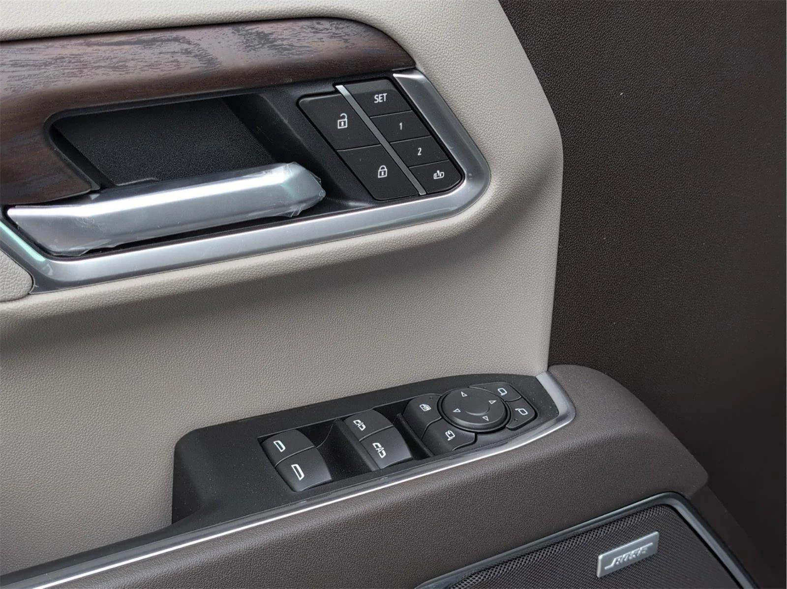New 2026 Onyx Black GMC SLT image 26