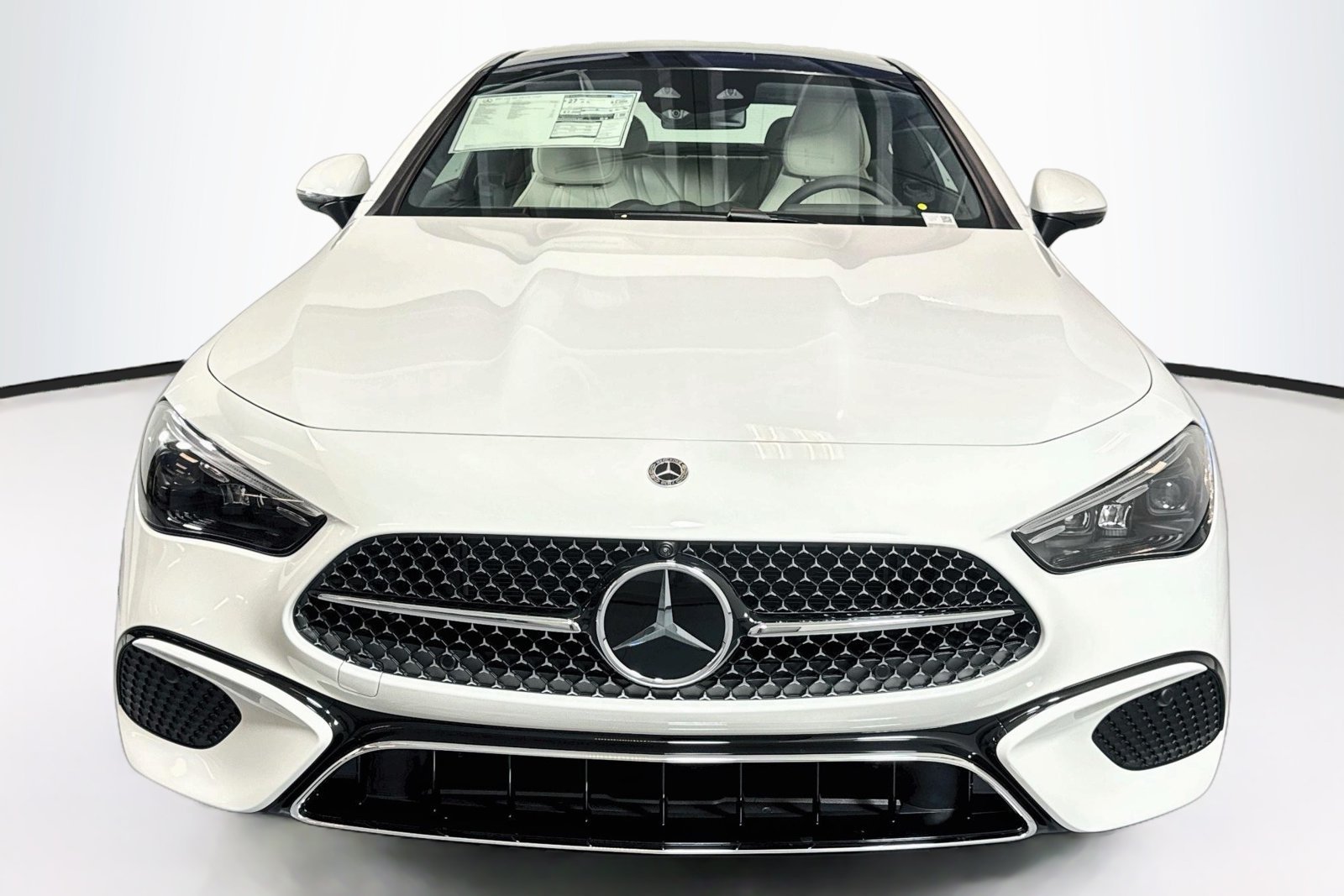 New 2027 Polar White Mercedes-Benz CLE 300 image 2