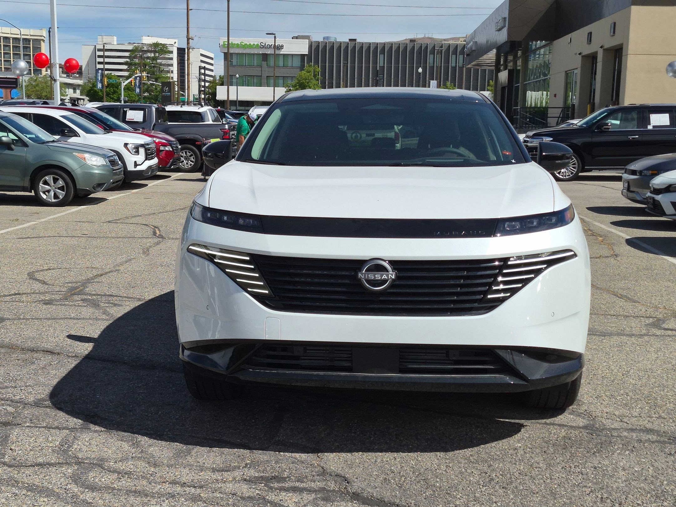 New 2026 Everest White Pearl Tricoat/Super Black Nissan Platinum image 9
