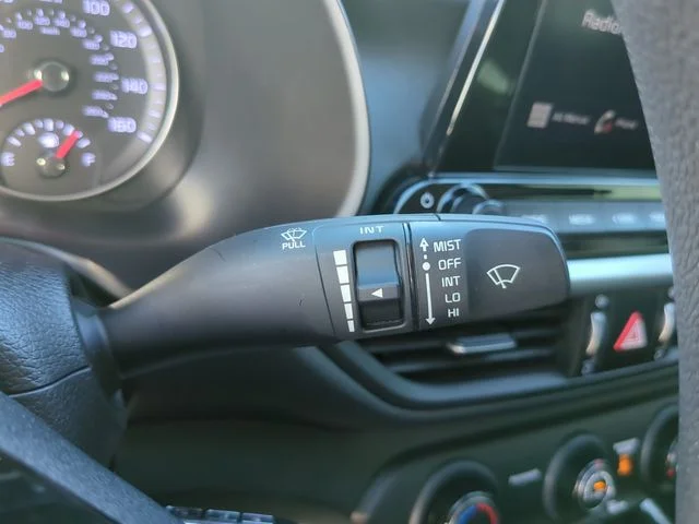 Used 2024 White Kia LXS image 27