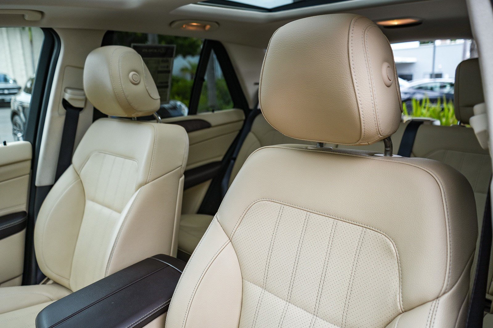 Used 2018 Polar White Mercedes-Benz 350 image 25