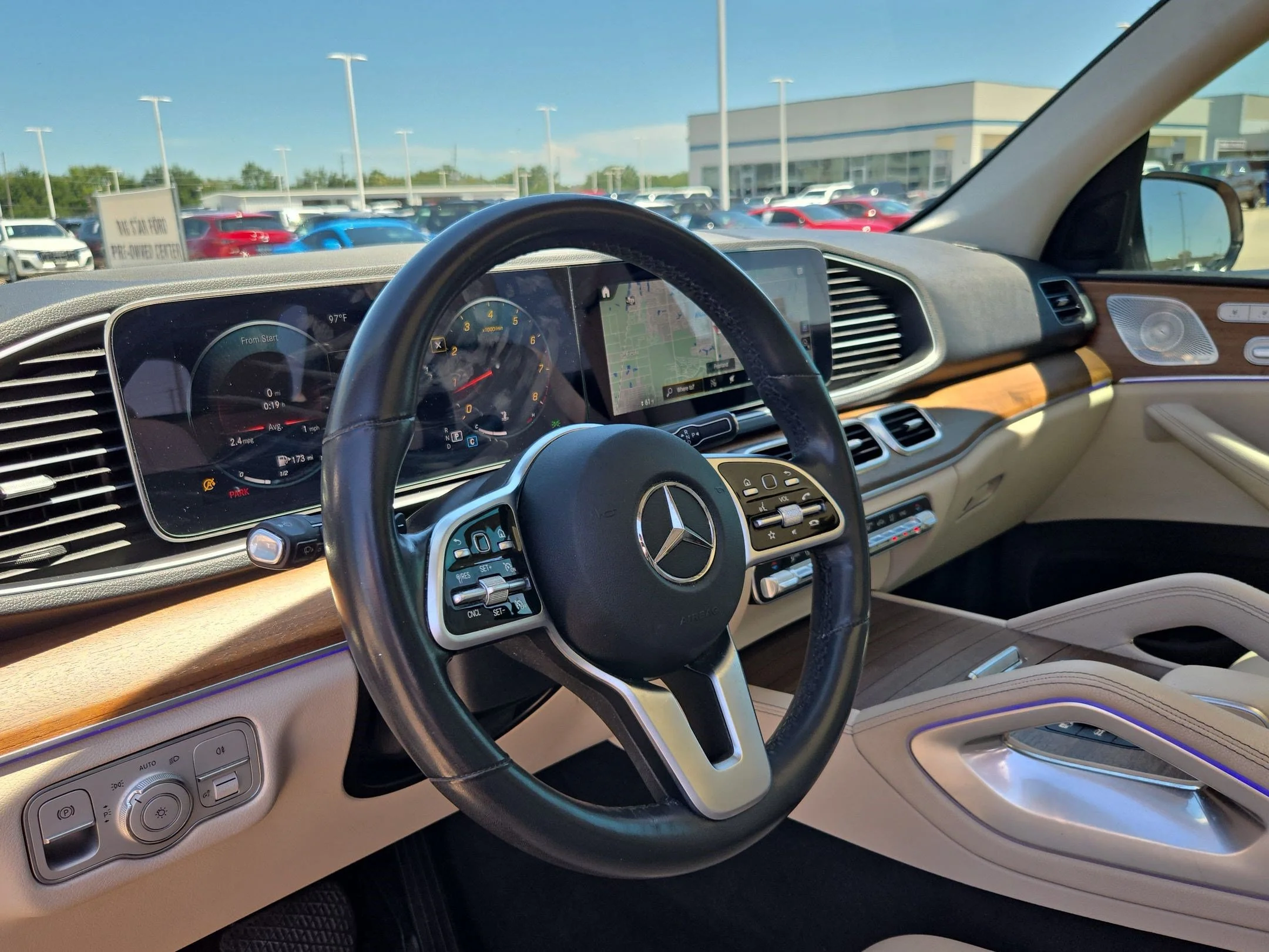 Certified Used 2022 Mojave Silver Metallic Mercedes-Benz GLE 350 image 12