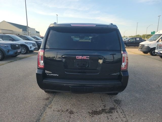 Used 2017 Onyx Black GMC SLE image 21