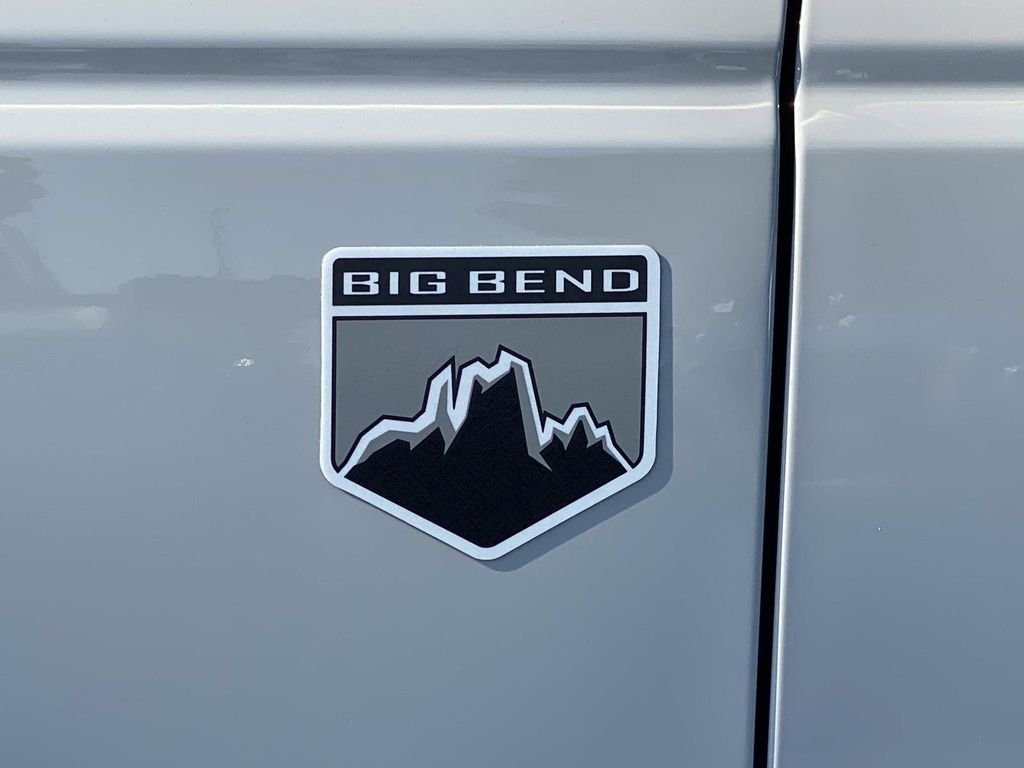 New 2026 Avalanche Gray Ford Big Bend® image 8