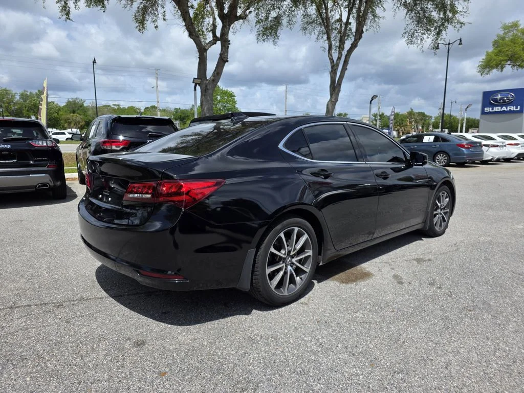 Used 2016 Black Acura V6 image 3