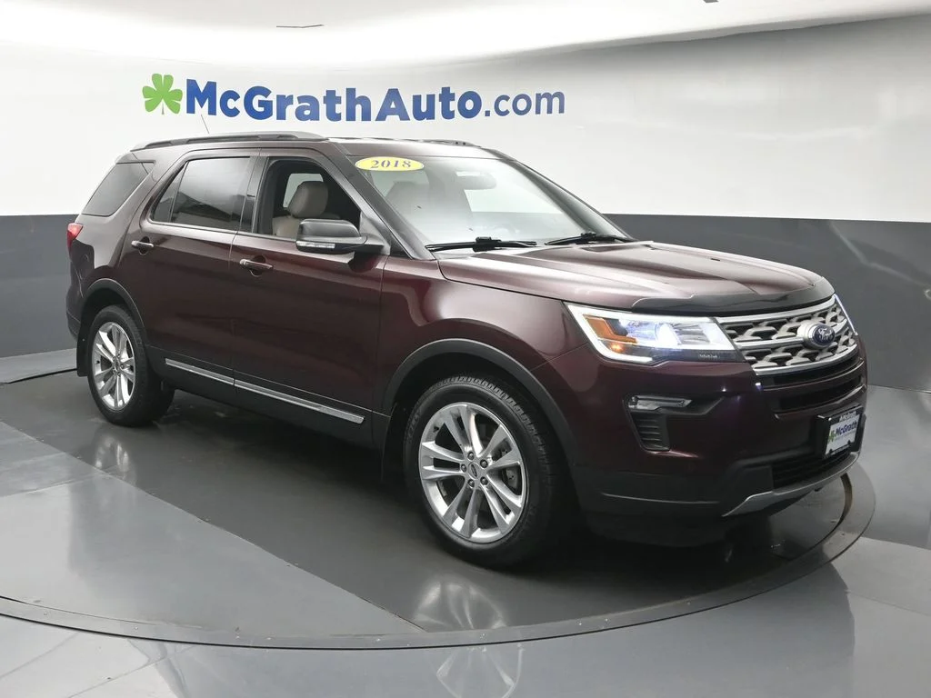 Used 2018 Red Ford XLT image 2