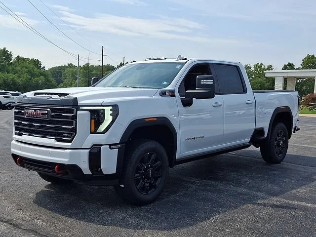 New 2026 Summit White GMC AT4 image 4