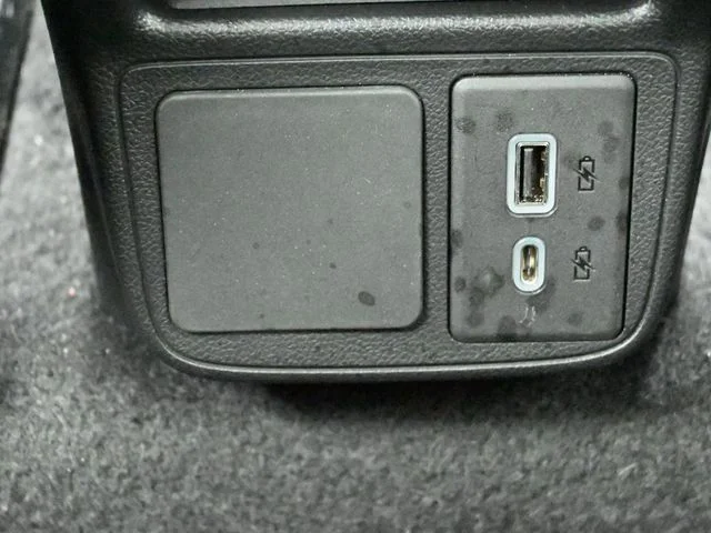 Used 2020 White Buick Select image 12